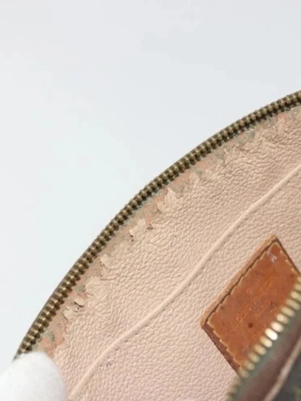 LOUIS VUITTON Monogram Pochette Cosmetic PM Pouch M43998 LV Auth 177168